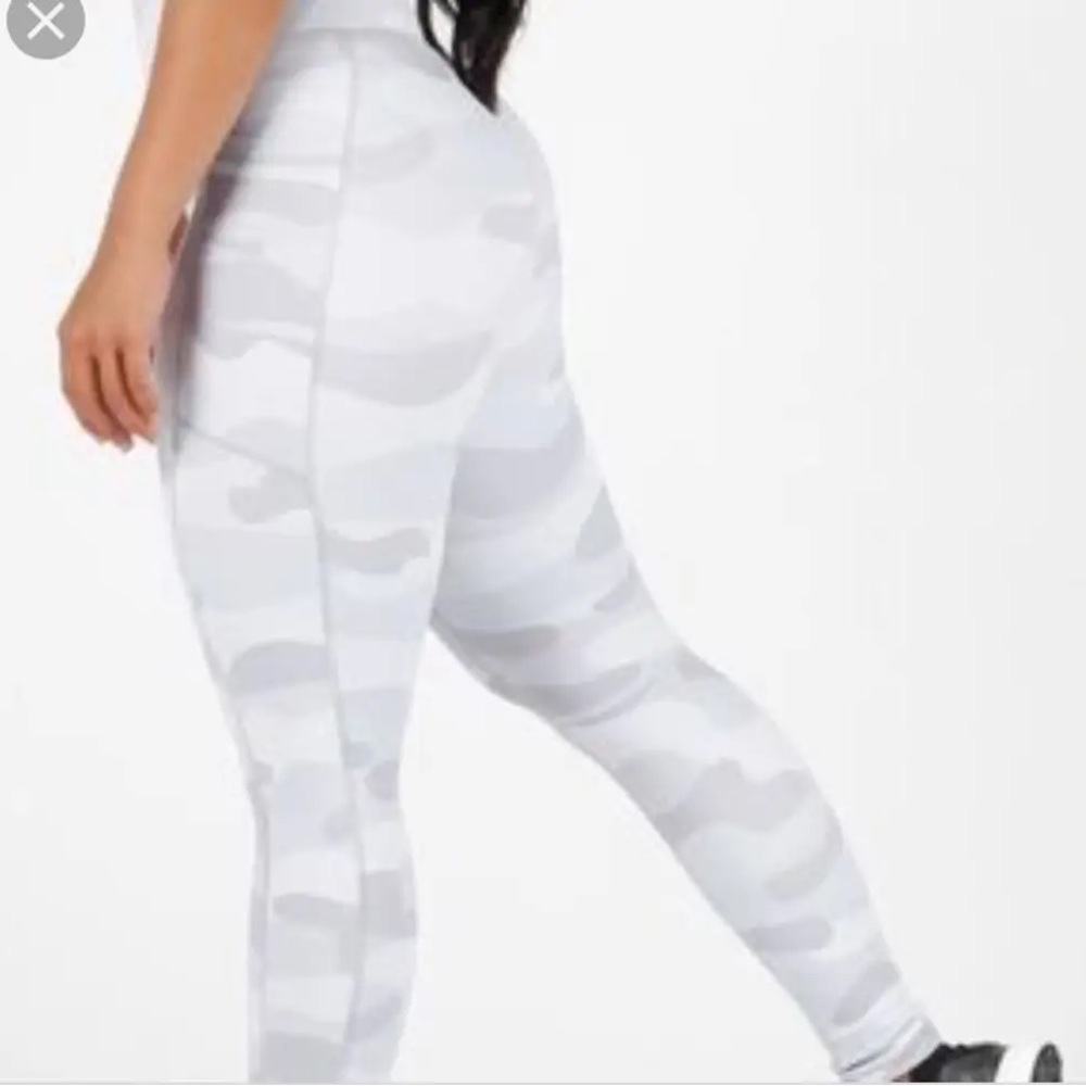 Ethos white camo legging